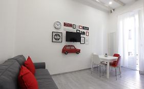 Amazing Apartment In City Center With Balcony